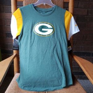 Nike Green Bay Packers shirt, size S